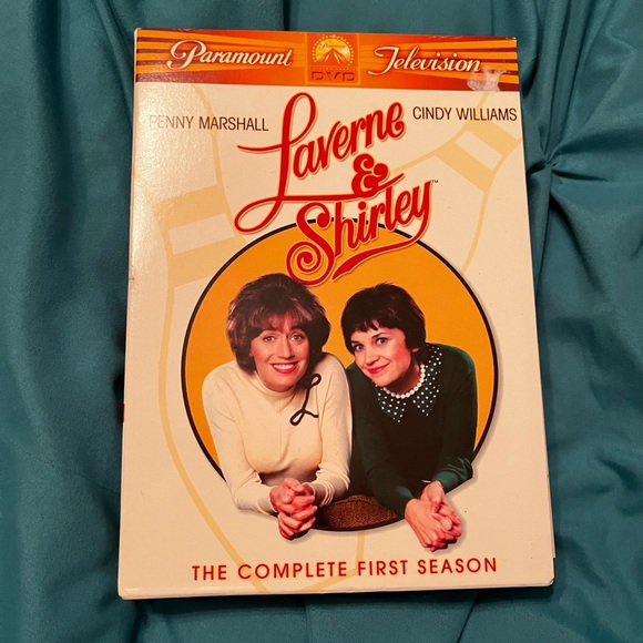 Laverne and Shirley DVDs, 3 discs 15 episodes of comedy! - Picture 1 of 6